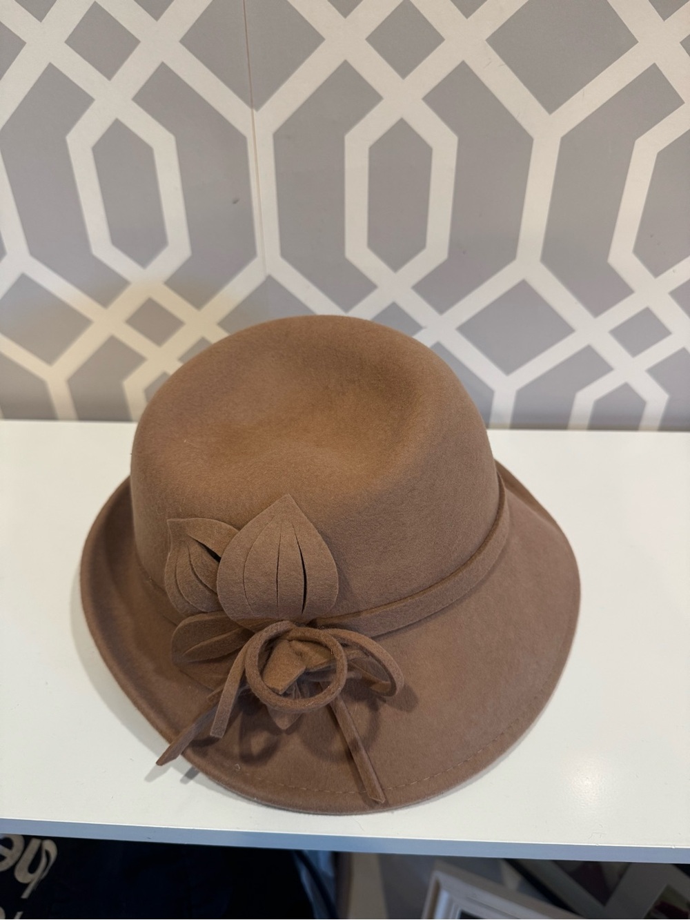 Brown Women's Felt Cloche Hat with Decorative Bow
